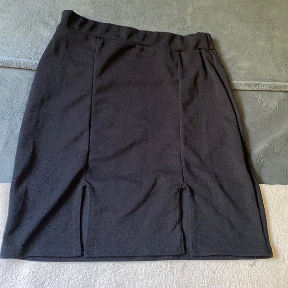 Black Mini skirt from Missguided. Size M. - Picture 1 of 3